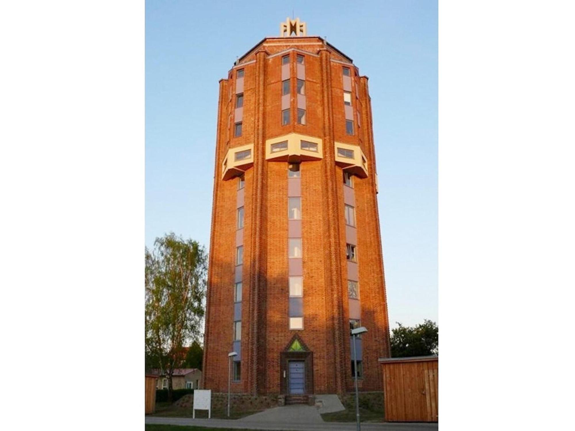 Apartment In The Water Tower, Gustrow Bagian luar foto